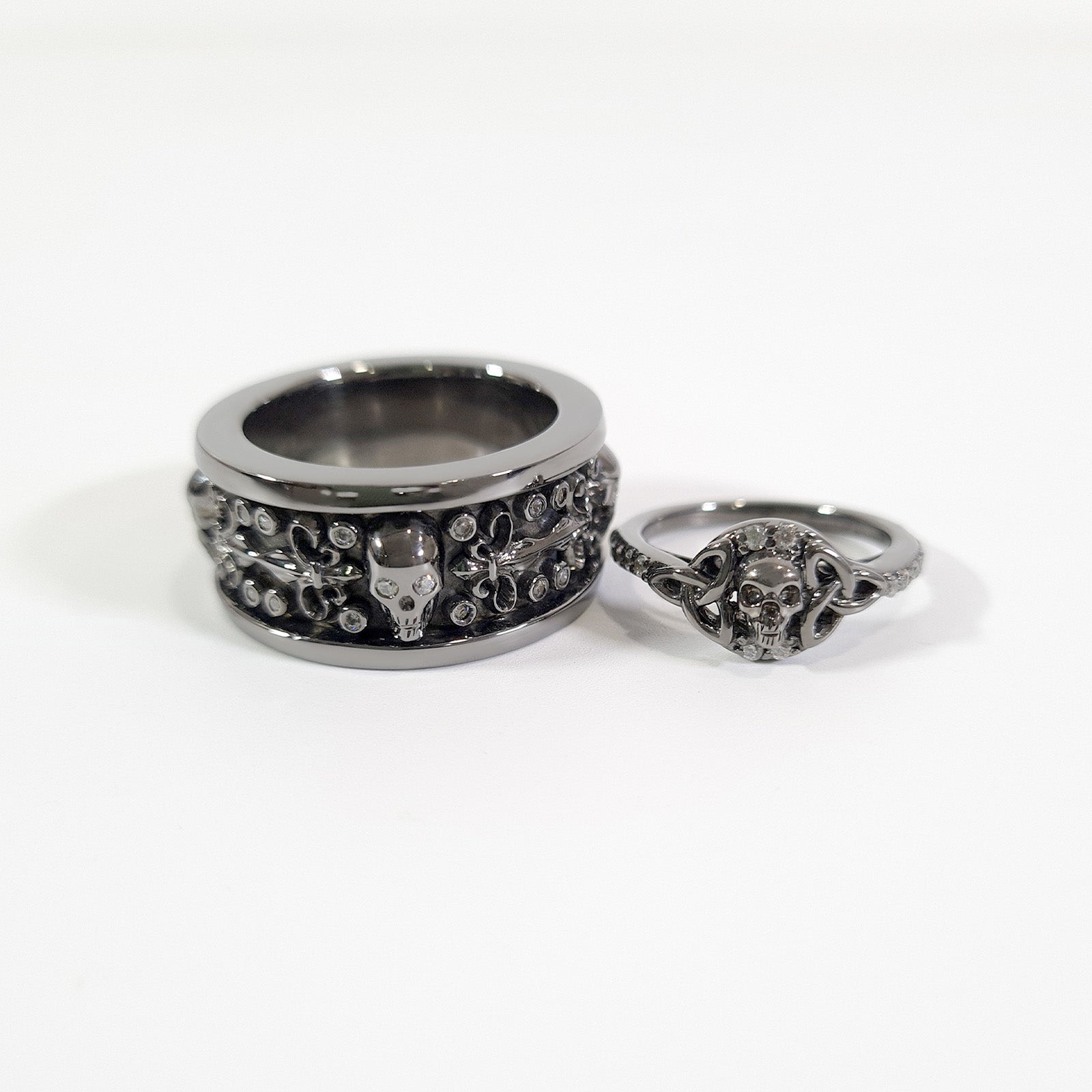 SKULL MATCHING PROMISE RING SET