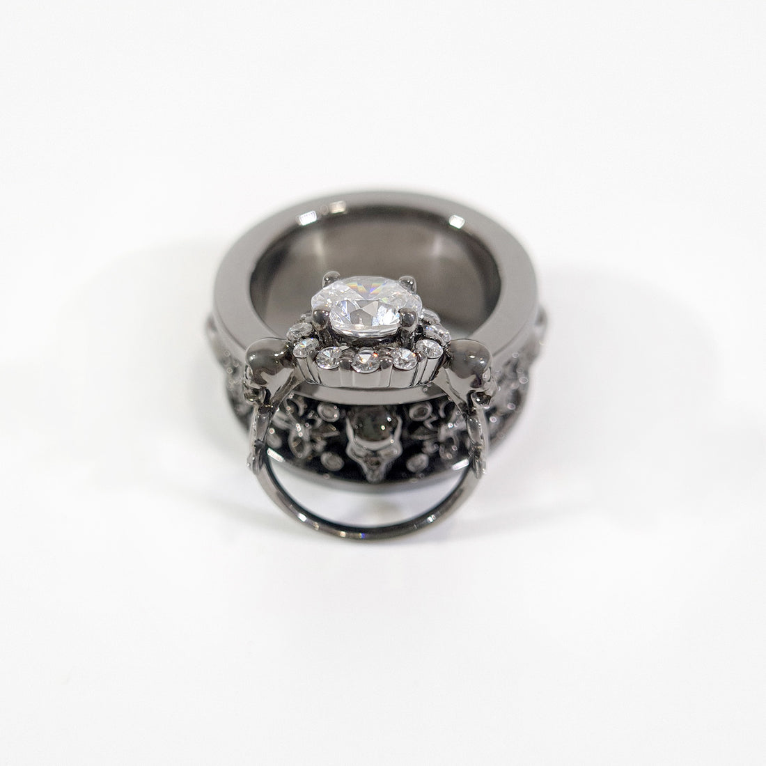 Diamond Skull Couple Wedding Rings