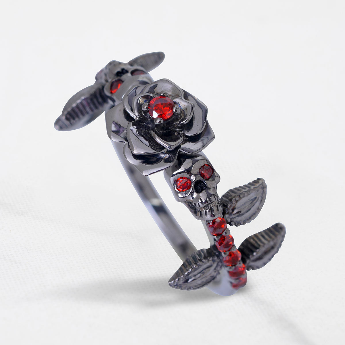 Rose and Skull Couple Rings Matching Gothic Wedding Ring Set