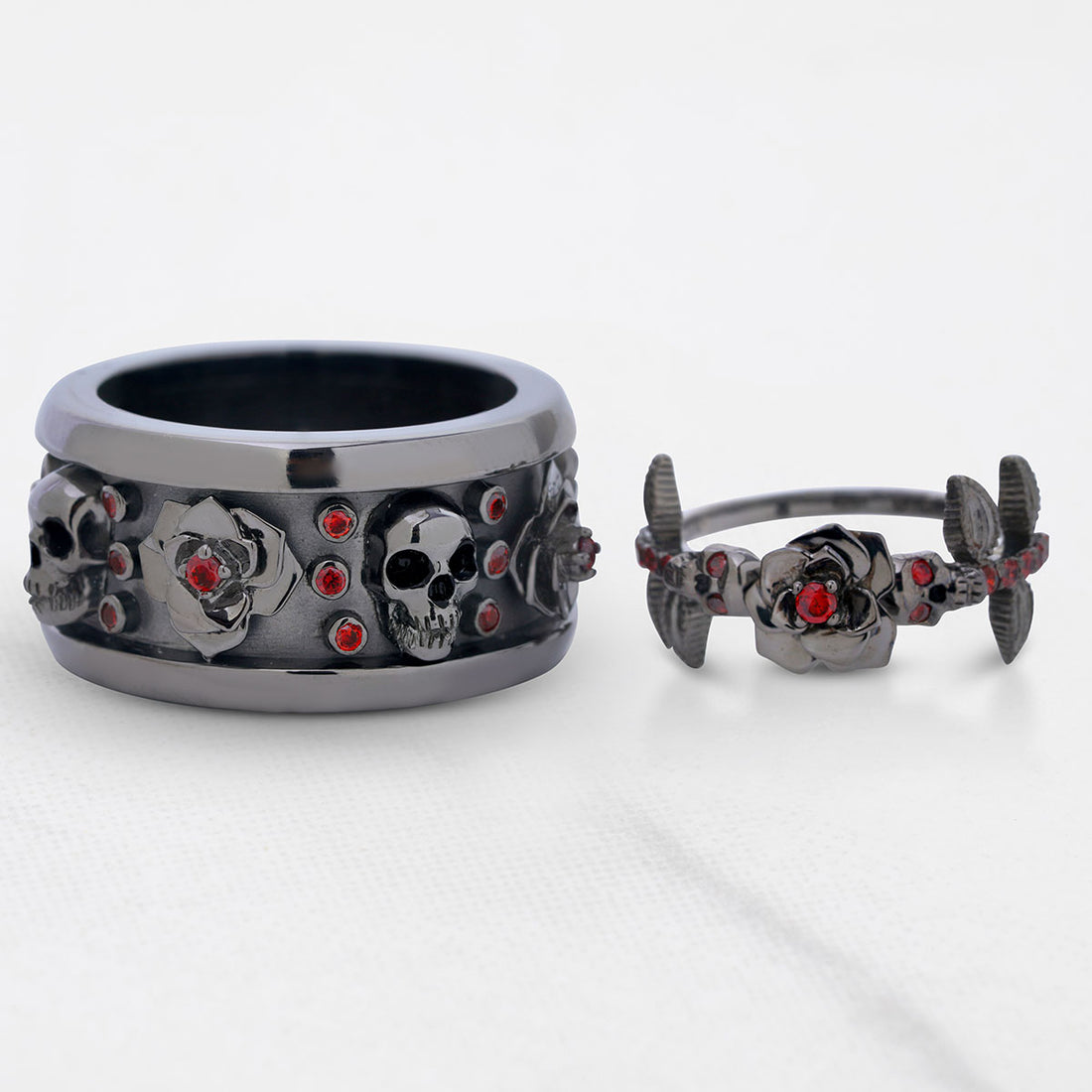 Rose and Skull Couple Rings Matching Gothic Wedding Ring Set