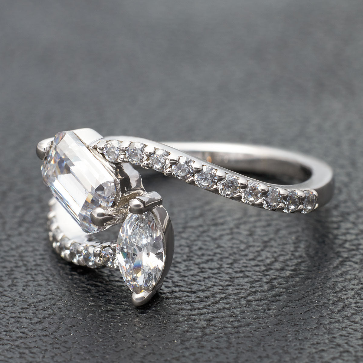 1.60TCW Diamond Toi Et Moi Ring