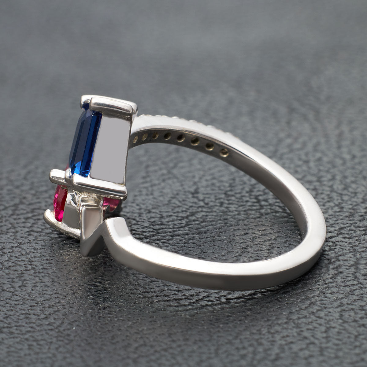 Toi Et Moi Heart Engagement Ring