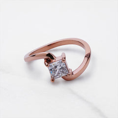 Princess Cut 1CT Solitaire Moissanite Twisted Engagement Ring