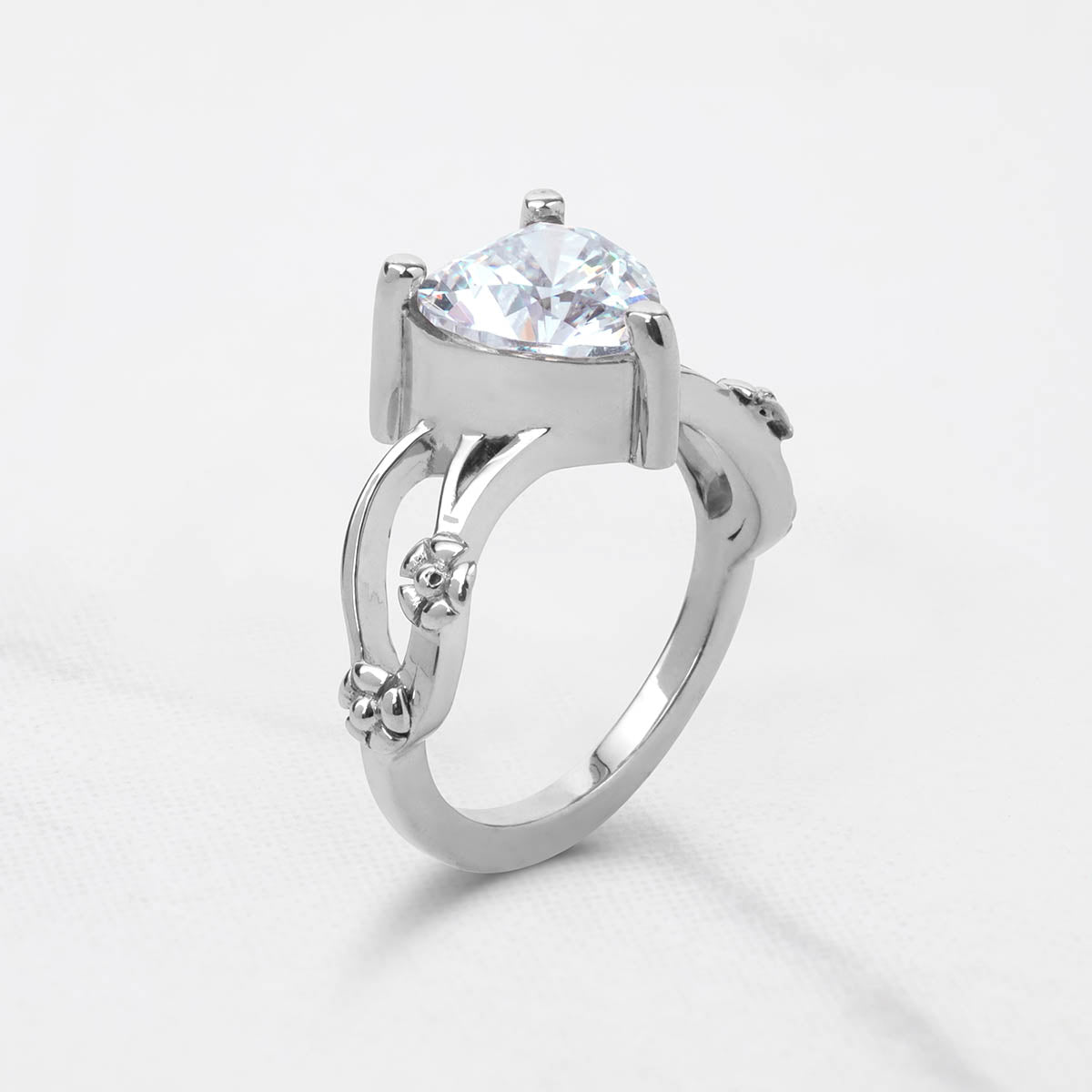 Solitaire Moissanite Diamond Heart Engagement Promise Wedding Ring White Rose Gold