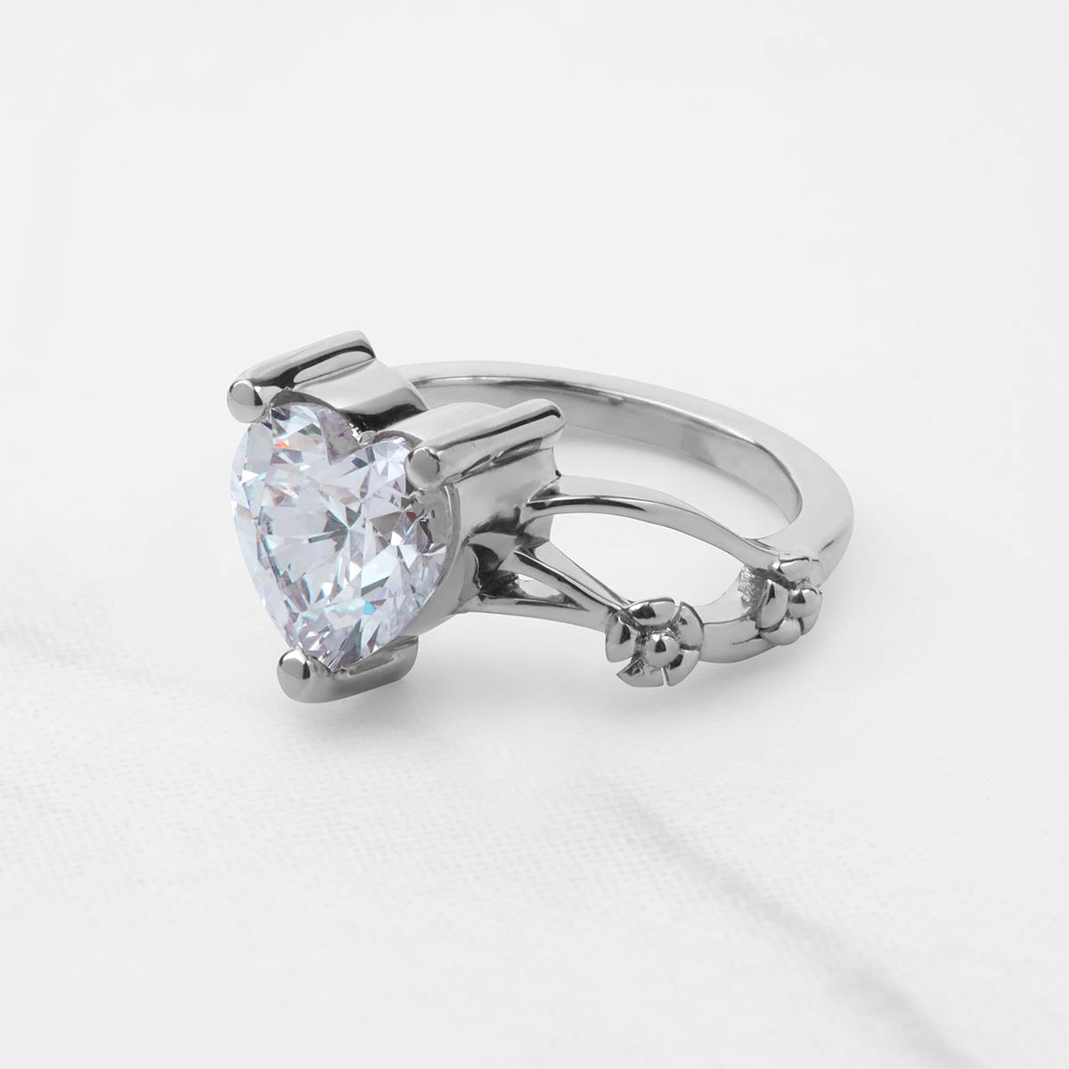 Solitaire Moissanite Diamond Heart Engagement Promise Wedding Ring White Rose Gold