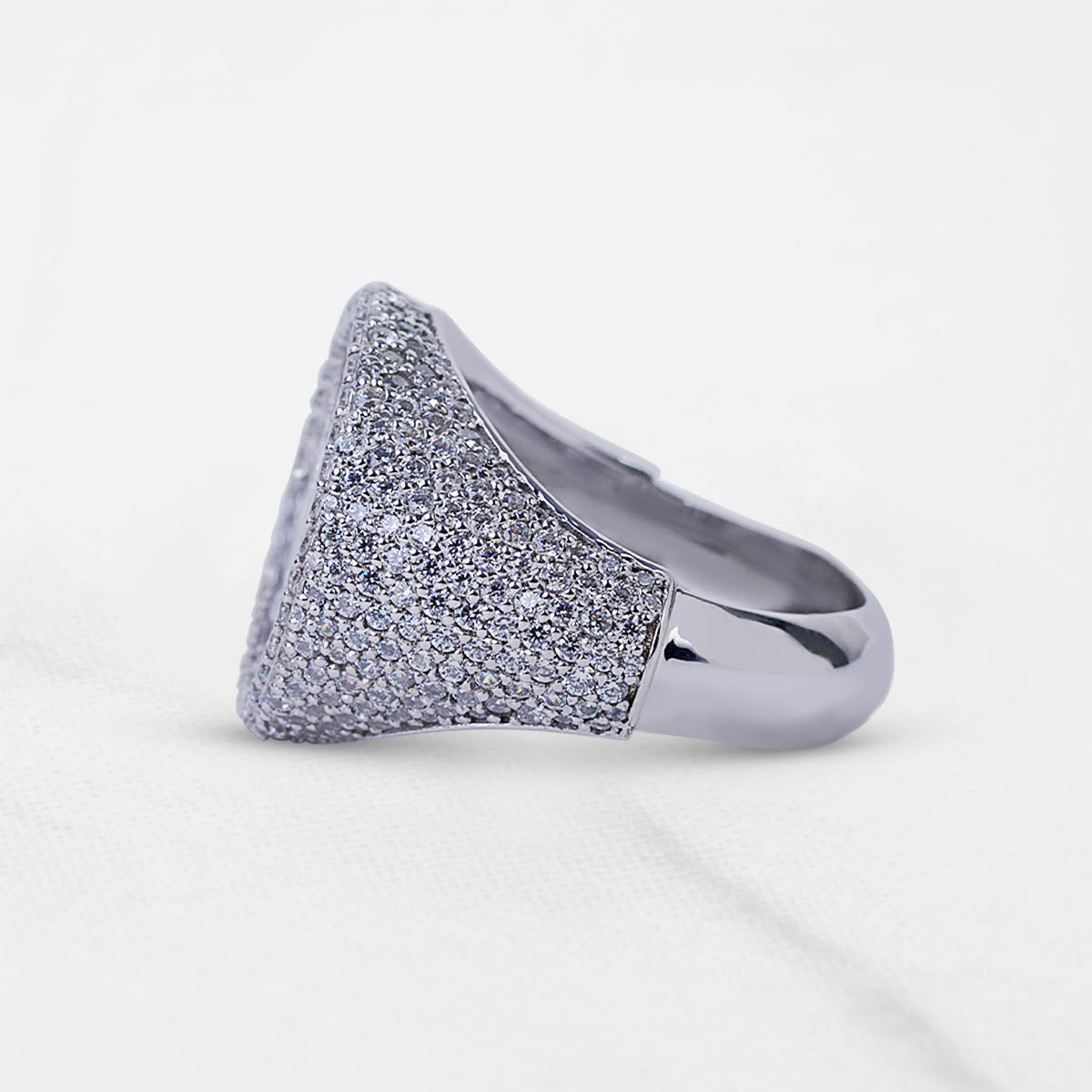 Iced Out Marijuana Ring for Men Cannabis Leaf Hip Hop Jewelry