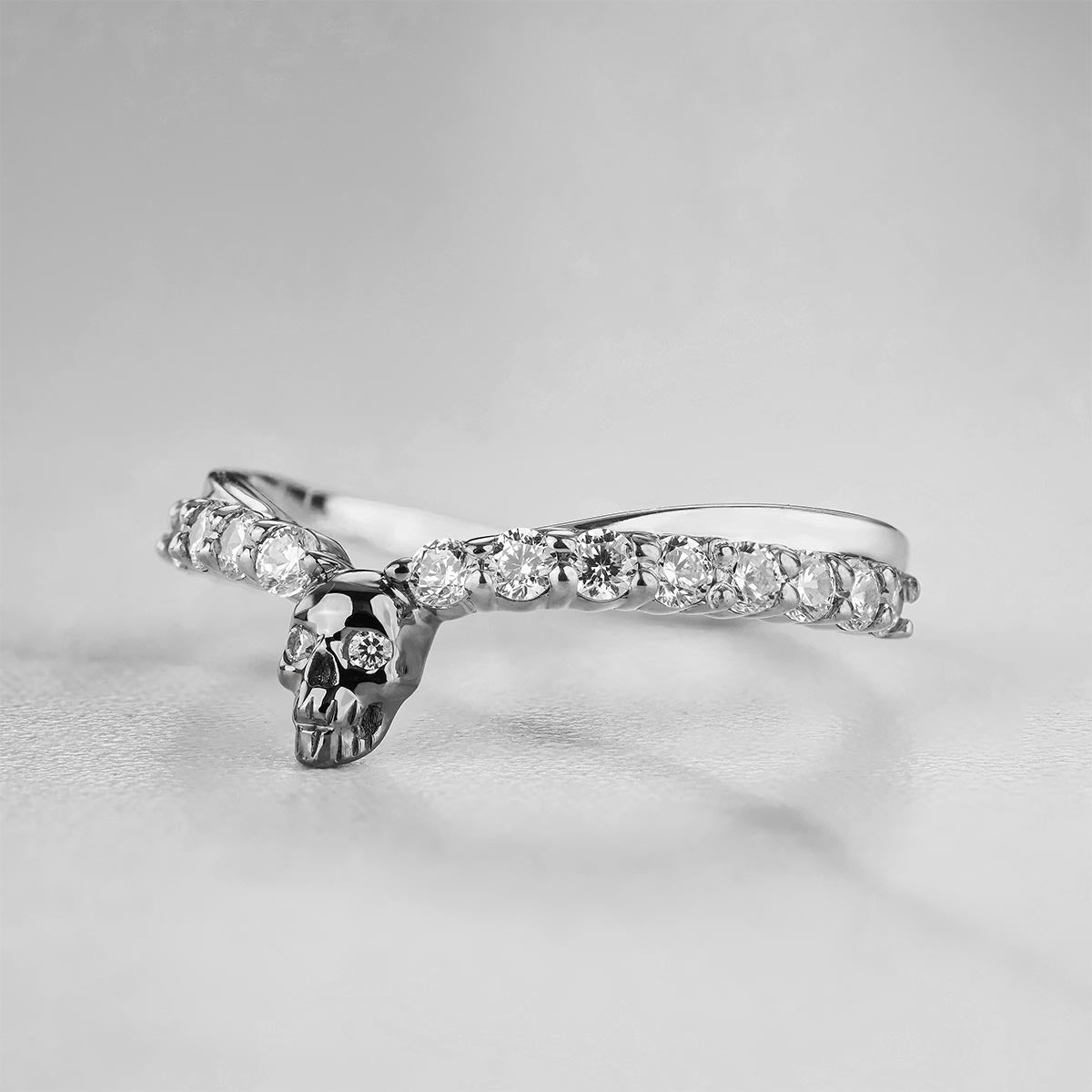 Skull Anniversary Ring Gift