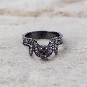 Vampire Skull Ring with Horns Red Eyes Moissanite Devil Jewelry