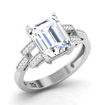 CLASSIC DIAMOND ENGAGEMENT RING