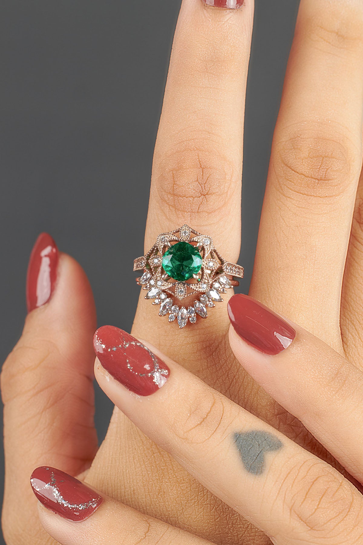 Milgrain Art Deco Engagement Ring Set Green Emerald Vintage Bridal Rings