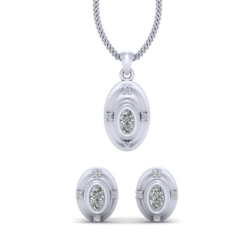 OVAL DIAMOND PENDANT SET