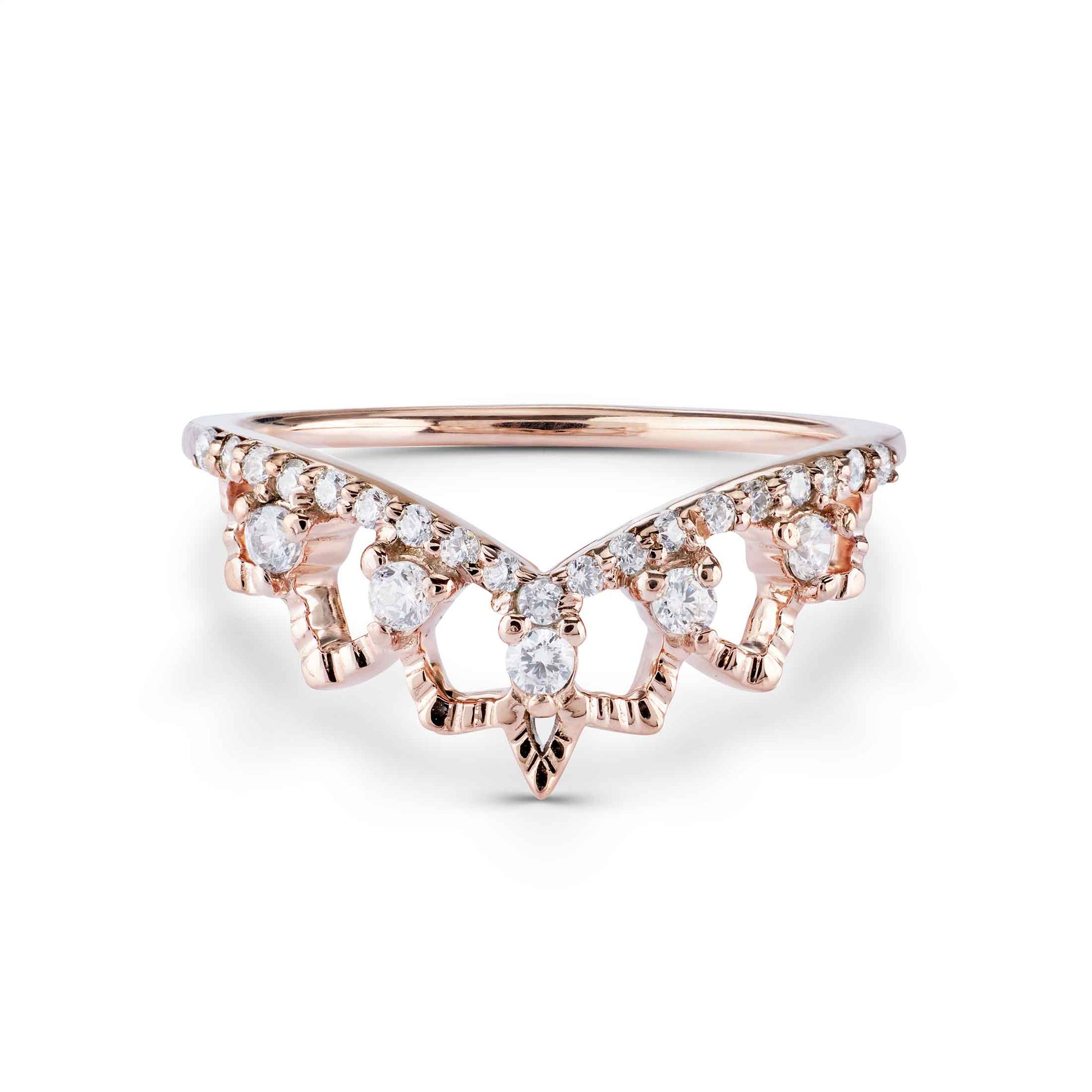 Vintage-inspired rose gold nesting ring with a lace-like diamond border and a central point.