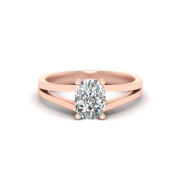 SPLIT SHANK DIAMOND RING