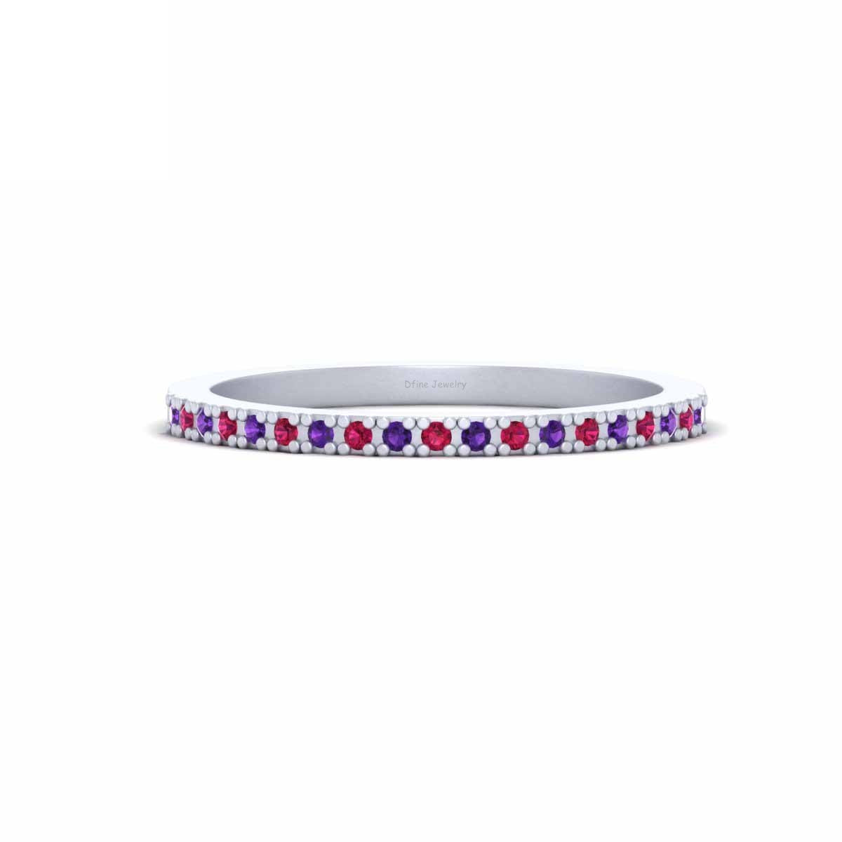 WEDDING BAND IN WHITE GOLD