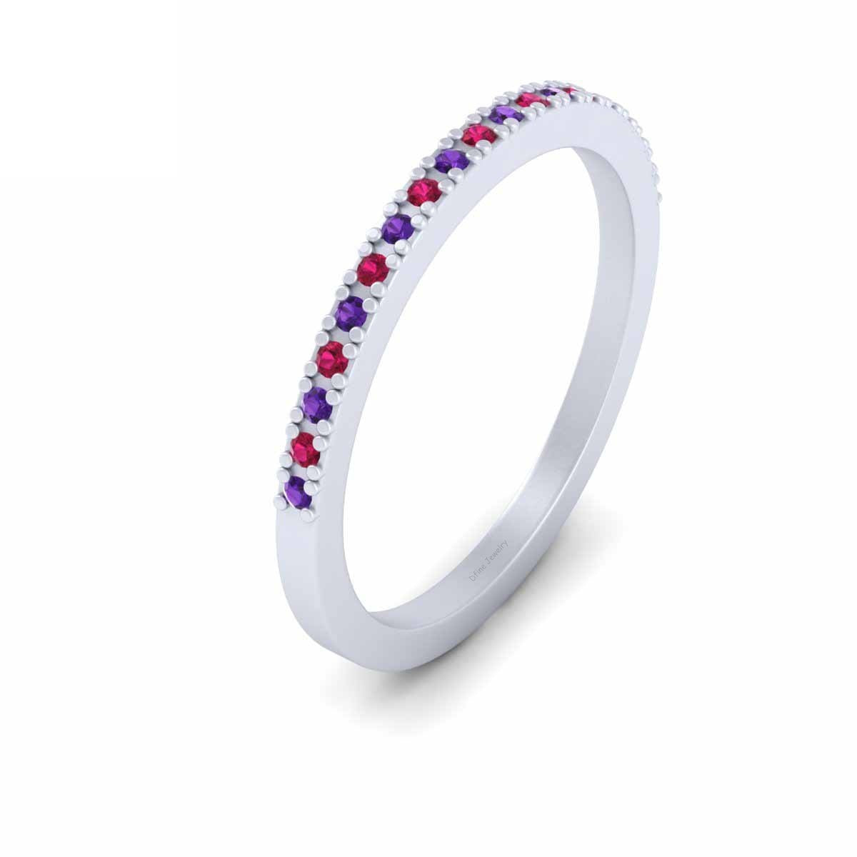 WEDDING BAND IN WHITE GOLD