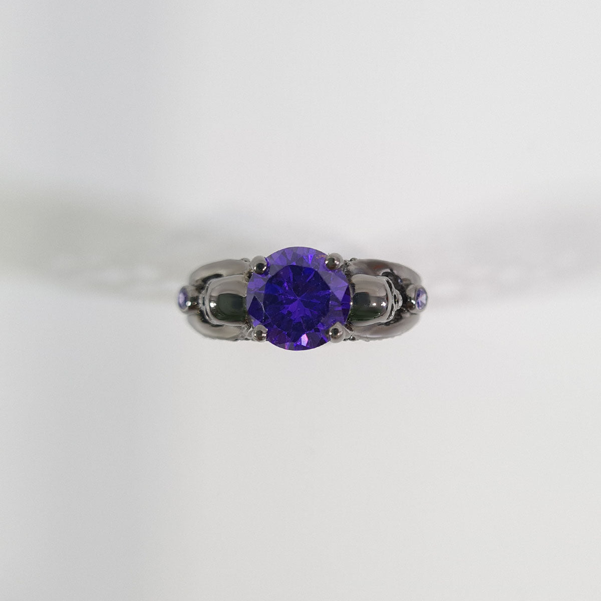 AMETHYST SKULL PROMISE RING