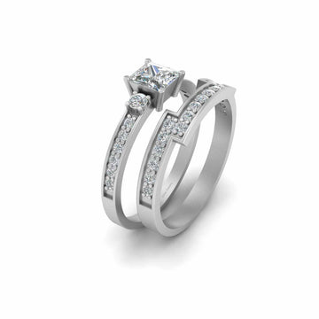 PRINCESS DIAMOND WEDDING RING SET