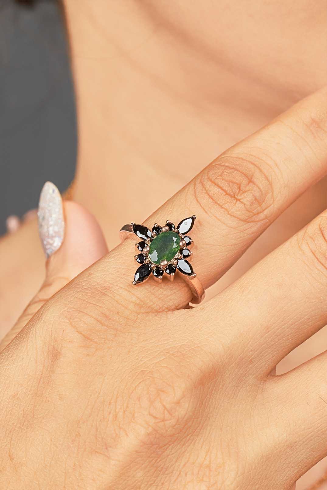 Oval Cut Natural Moss Agate Gemstone Black Onyx Vintage Engagement Ring Rose Gold White Gold