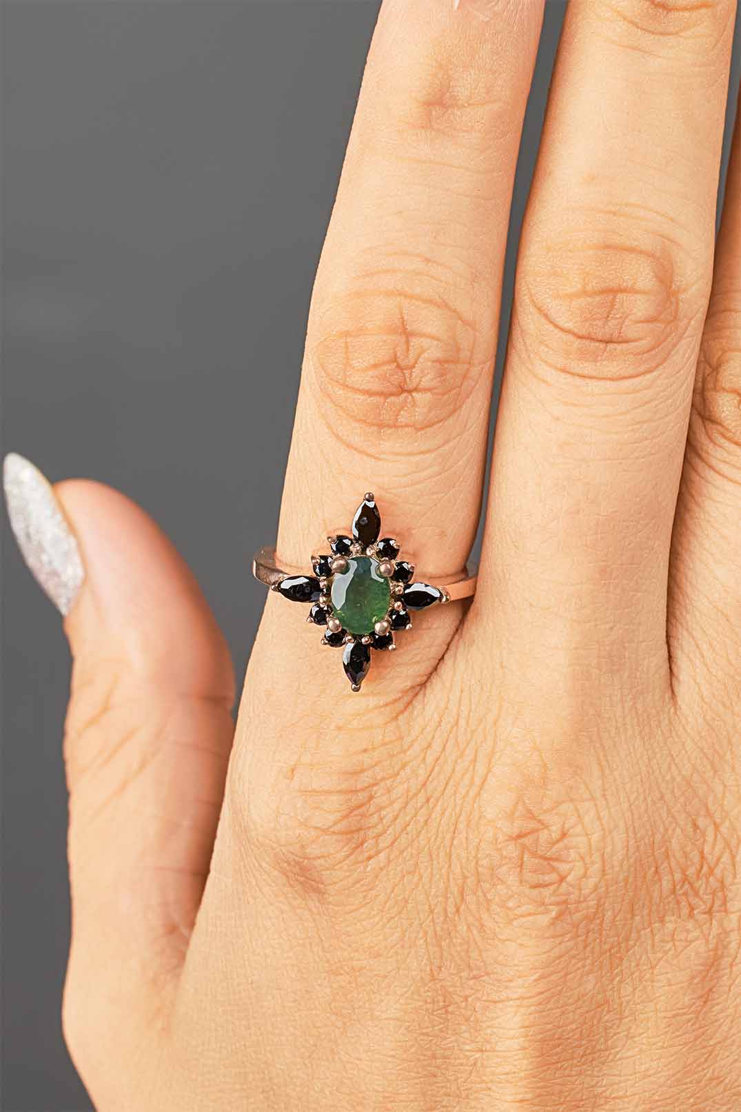 Oval Cut Natural Moss Agate Gemstone Black Onyx Vintage Engagement Ring Rose Gold White Gold