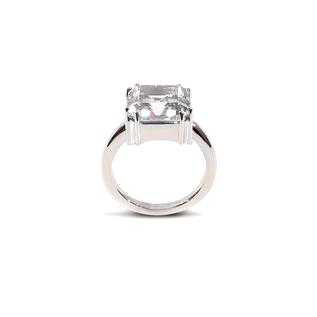 ASSCHER DIAMOND ENGAGEMENT RING