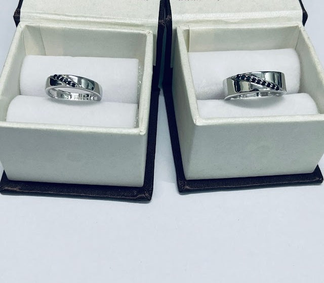 WHITE GOLD MATCHING WEDDING BAND SET
