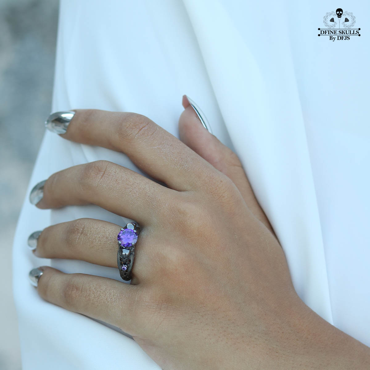 AMETHYST SKULL PROMISE RING