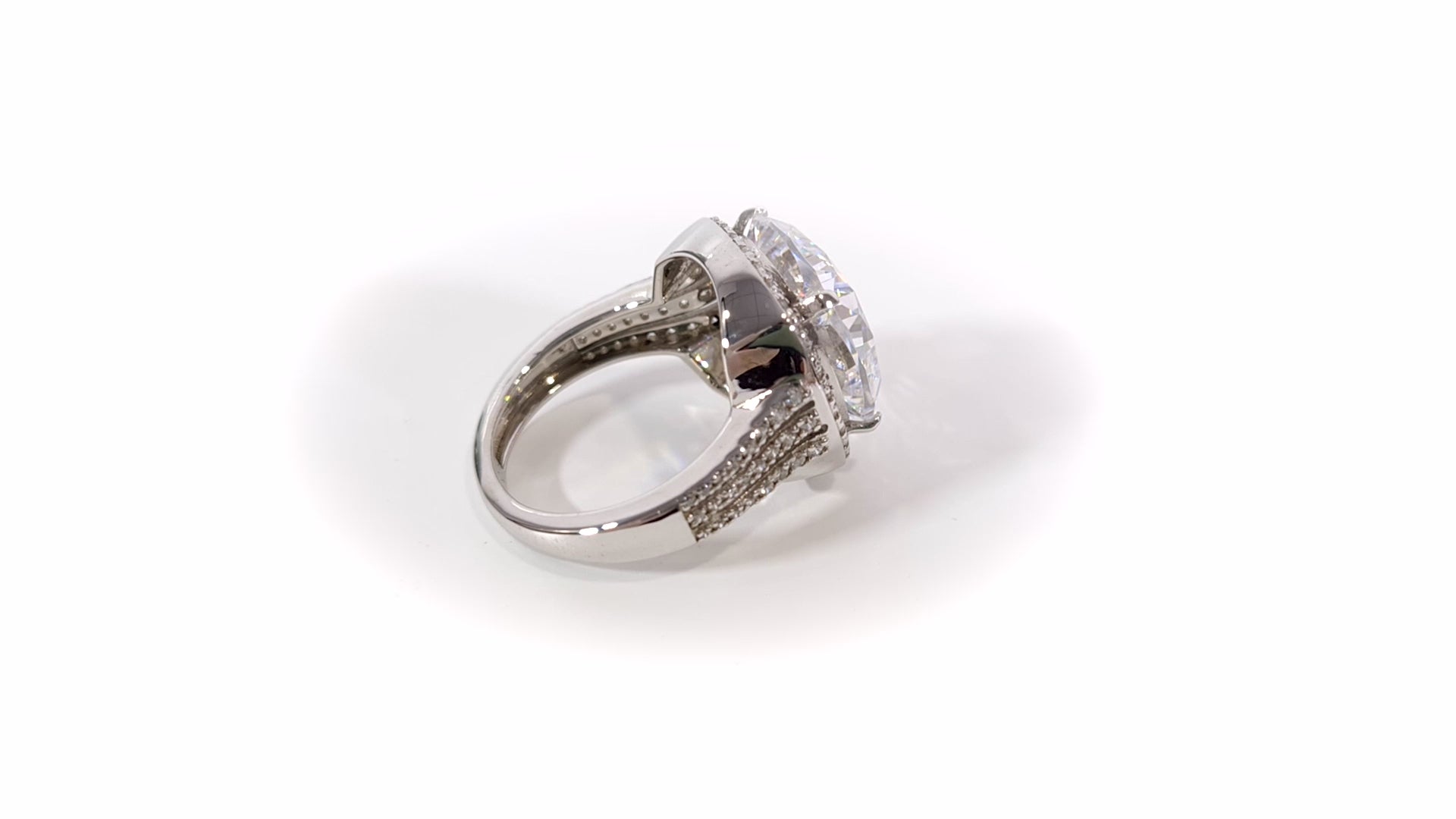 Halo Cushion Diamond Promise Ring 14.0TCW Diamond Ring For Women