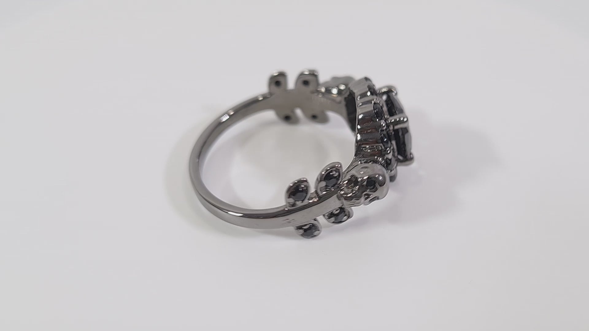 1.70tcw Onyx Black Skull Ring Halo Leaf Gothic Engagement Ring