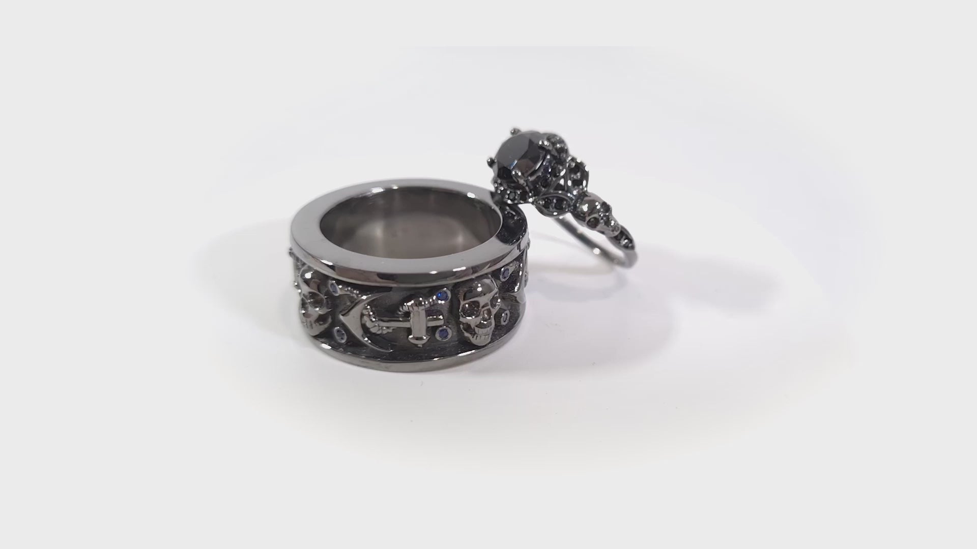 Onyx Skull Wedding Rings His and Her Skull Couple Rings Silver